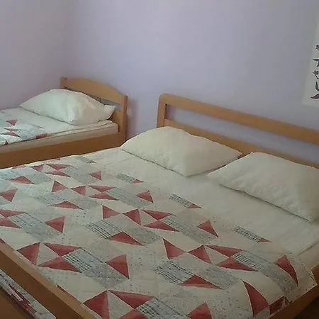 Apartment Seaview With A Balcony And Terrace Near The Beach - Branimira I - Ae1388 Vrsi